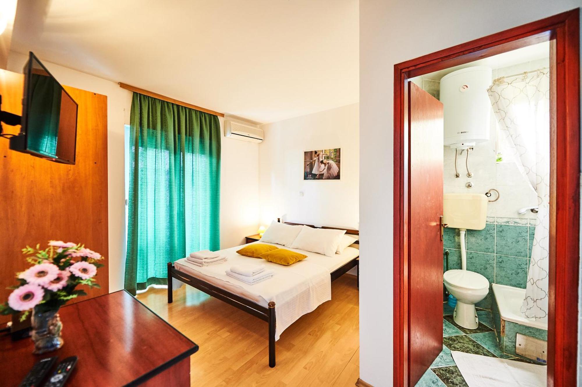 Family Apartments Mont בודווה מראה חיצוני תמונה