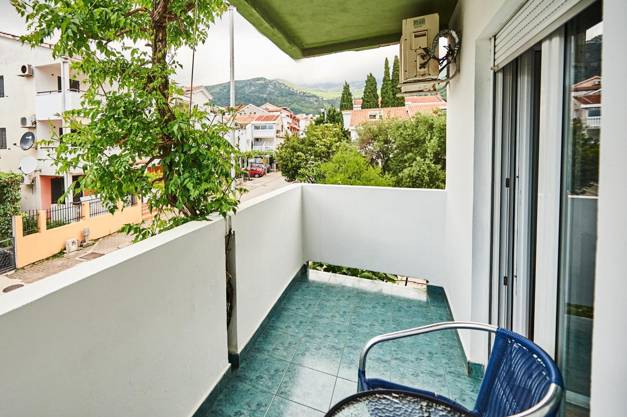 Family Apartments Mont בודווה מראה חיצוני תמונה