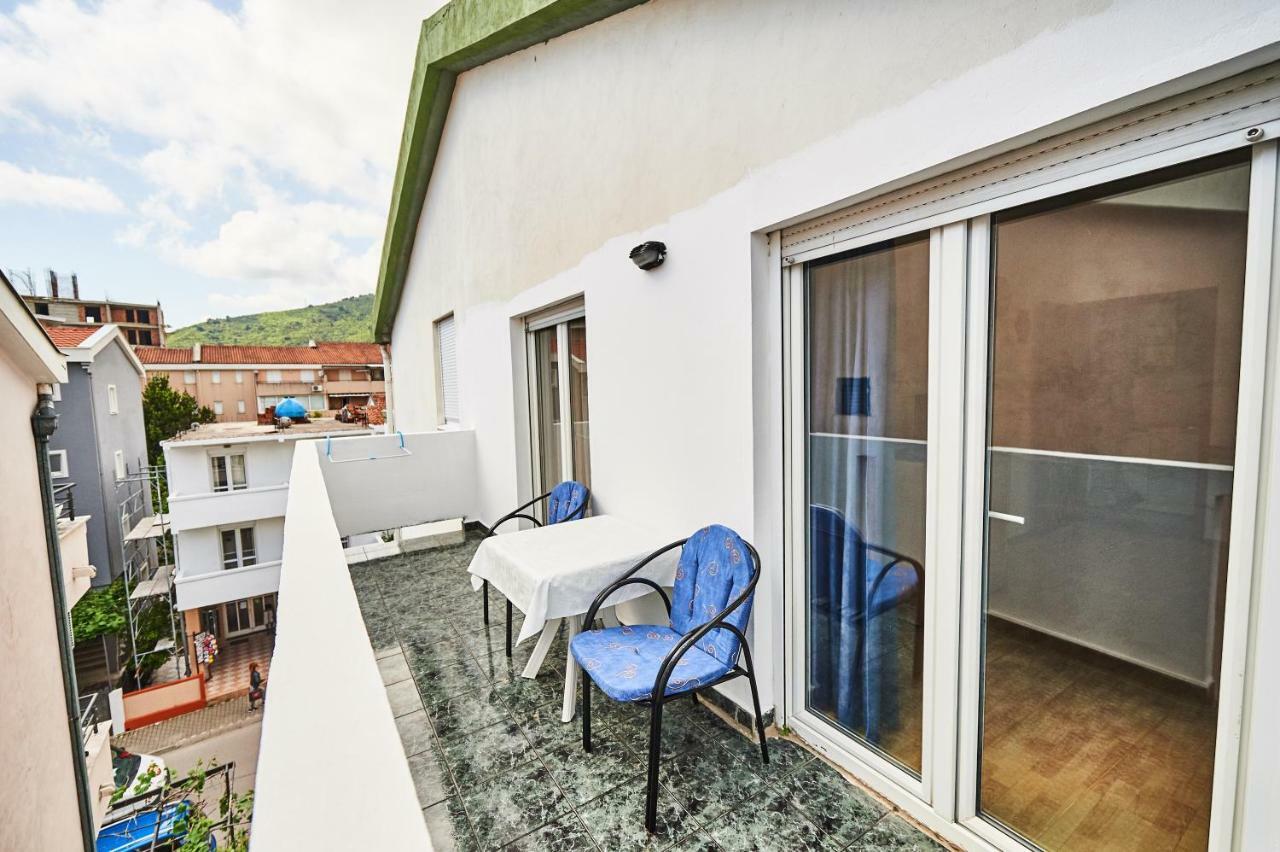 Family Apartments Mont בודווה מראה חיצוני תמונה