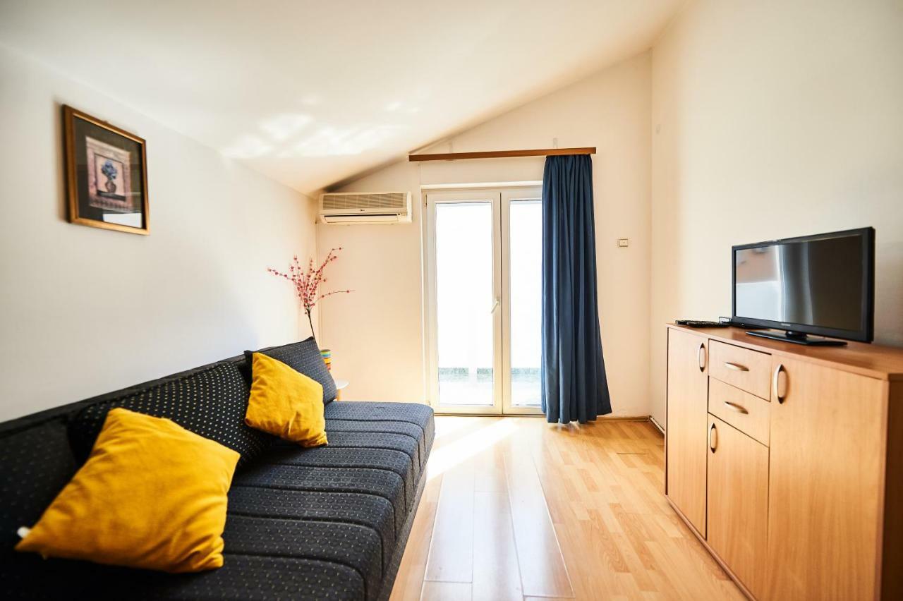 Family Apartments Mont בודווה מראה חיצוני תמונה